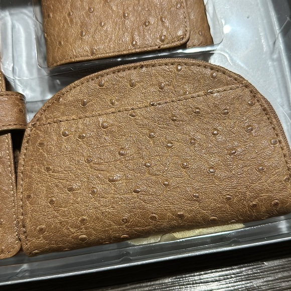 Avon Ostrich-Look Boxed Gift Set 3 piece Wallet Organizer 2000 - Picture 3 of 9